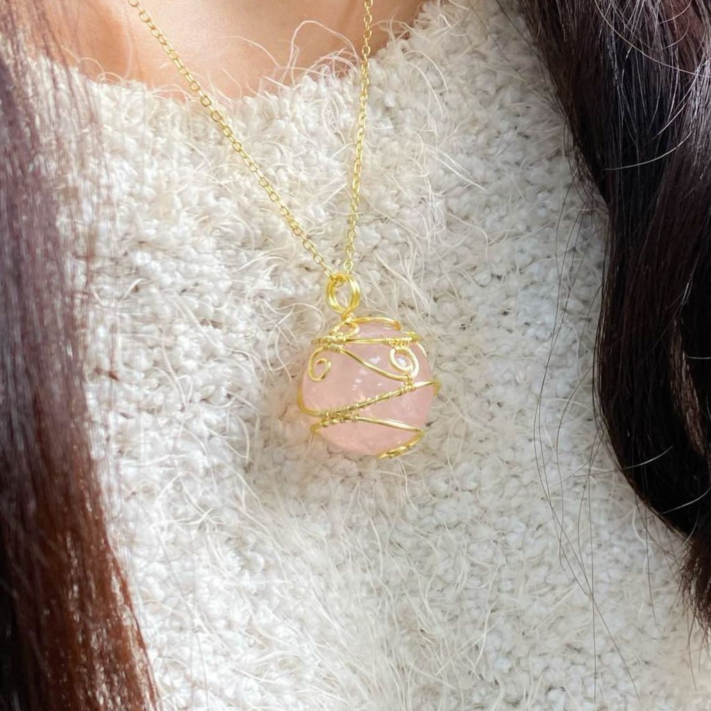Natural Crystal Jewelry: How to Choose the Perfect Piece for You