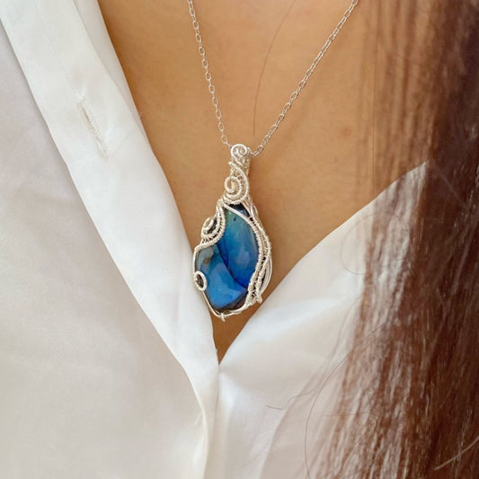 The Mystical Power of Labradorite: Why You Need This Handcrafted Gem